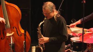 Dominic Egli's PLURISM with Feya Faku performs "Kumasi" live at Jazzclub Moods, Zurich