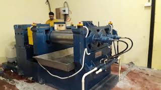 Fully automatic rubber sole making hydraulic press rail type 200 Ton multy station  RUBBMACH