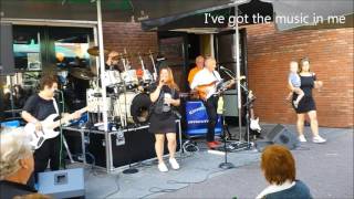 Coverband Music4U Compilatie Bij de buren Duiven