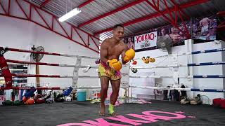 Saenchai Dancing Between Rounds | Yokkao Training Center Bangkok