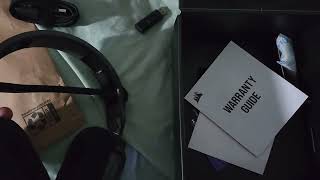 CORSAIR HS80MAX Headset Unboxing