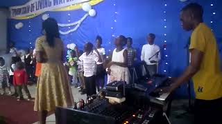 FAMILY WORSHIP=(THIS IS YOUR ACCEPTABLE SEASON)_(6 Minutes)