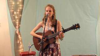 Hanna Paige live at The Happiness Project Music Festival