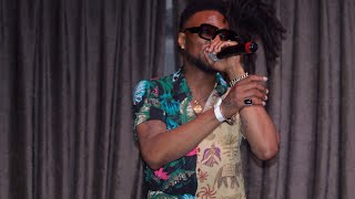 Madison Jay performs 7 Heads 10 Horns live