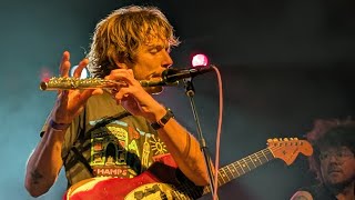POND | Sweep Me Off My Feet (Live in Pittsburgh 2024)