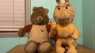 The World of Teddy Ruxpin: Welcome to the Fire Station