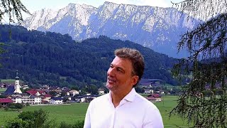 Jonas Kaufmann ✬ “As an artistic director, you don’t want to be left in the rain?”