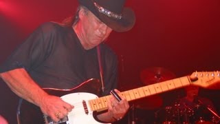 Oakley - (Live) Sticking With You