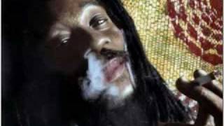 Dennis Brown - Emmanuel God is With Us