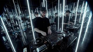 Radiant | Reflection 004 | Raw Schranz Techno Mix