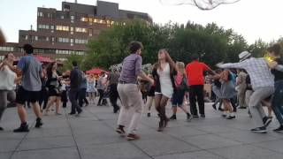 Swing dancing jardins gamelin montreal