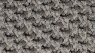 How to Loom Knit the Romantic Stitch