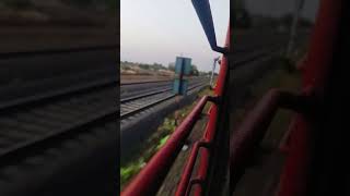 Indian 🇮🇳 railway 🚂 train speed #देखते देखते ही पूरी ट्रेन ....#music 💞