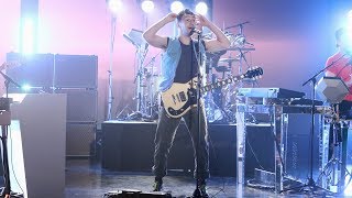 Bleachers Perform 'Don't Take the Money'