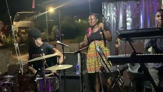 Enka beye den naye wo ya Nana Enest Achampong owo ahene hand work, nice song great man.