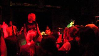 Young Guns - D.O.A (Live @ Pod Minogą, Poznań, Poland 28.10.2011)
