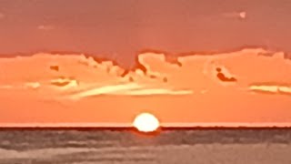SUNSET gone in seconds. I pressed record immediately after ending the last recording .