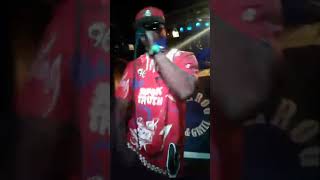 RANDOM PERFORMANCES - DETROIT