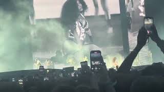 Consideration (Live at the Tottenham Hotspur Stadium, 22/7/25) - SZA
