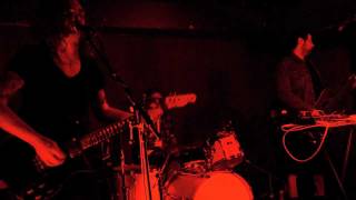 The Lava Experiments @ Captains Rest : liquid pig (live)