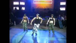 Rebecca Cardenas & Salsazon Dance Co. at Oscar De Leon Concert