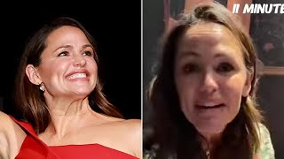 At Comic-Con San Diego, Jennifer Garner leads the round of "99 Bottles of Beer" while stuck in an...