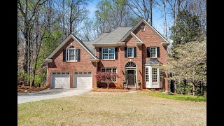 Charming Sun-drenched Classic Home in Suwanee | 975 Taylor Parkway, Suwanee, Georgia 30024