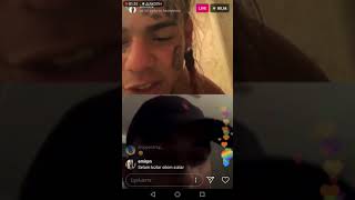 6ix9ine picks a random fan to join him in the live and the fan exposed him! (see what he said)