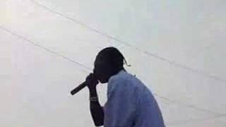R. Breezy aka Dizast Live performance "Passin ya by'" clip