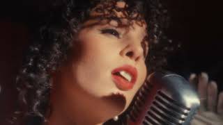 Raquel Sofía - Llorando En Una Bici (Video Oficial)
