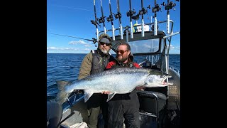 BIG King Salmon catch with Fishing guide Fredrik Bäck aka Gäddjägaren - Team Daiwa Scandinavia