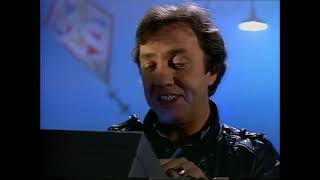 Flash & The Pan - Waiting For A Train (1983)