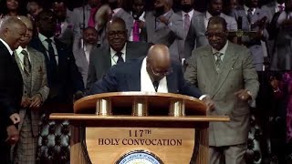 Evangelist Dorinda Clark Cole and Bishop Brandon B. Porter Having Church at COGIC Holy Convocation!