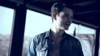 Francisco Lachowski: Mavi Summer 2014 - Francisco Backstage