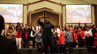 Tasha Cobbs - Put A Praise On It