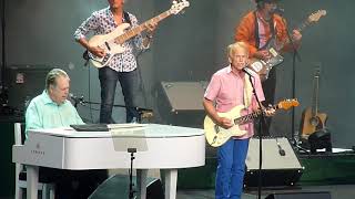 Brian Wilson Nuits de Fourvière Lyon France 2017 (I Get Around)