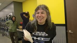 Volunteer at Laundry Love!