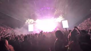 Bring Me The Horizon - Kingslayer (Live Montreal)