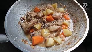 Cooking chicken curry