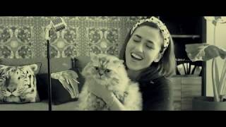 Rhum and Coca Cola (Cover) - Jade Riccio