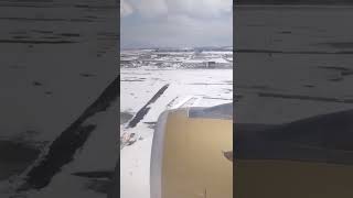 flight 🛫 landing 🛬 Istanbul airport (ice run way)