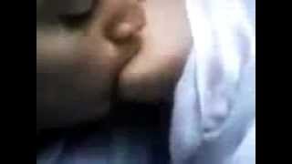 How To Kiss Passionately !