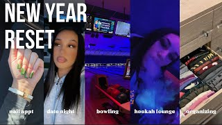 NEW YEAR RESET VLOG | organizing, cleaning, date nights, bowling, trying new restaurants & more