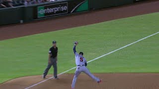 ATL@ARI: Freeman snares a hot shot at third base