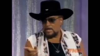 Waylon Jennings once was asked about school shootings 