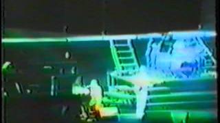 queen live in stuttgart 9-27-1984 part 1.VOB