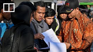 Hundreds of Indonesians leave Cambodian scam centres