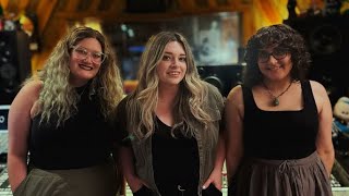 "I Wanna Dance With Somebody" - The MAKs LIVE at Studio 4 (Whitney Houston Cover)
