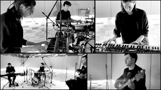3+1 - Alive (Live In Studio)