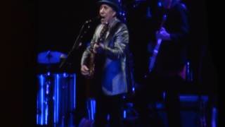 Paul Simon (without Garfunkel) performing Homeward Bound at Ravinia June 18, 2016